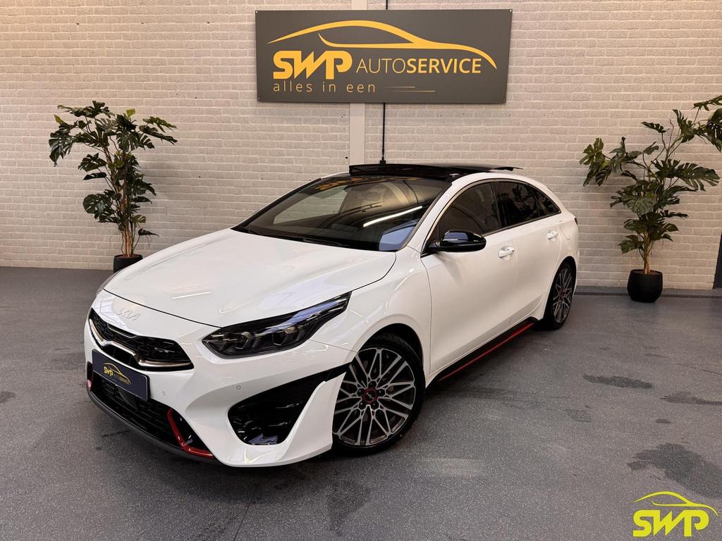 Kia ProCeed 1.6 T-GDi GT | Pano | JBL | Memory | Navi | Cam, Auto's, Gebruikt, Wit, Leder, 204 pk