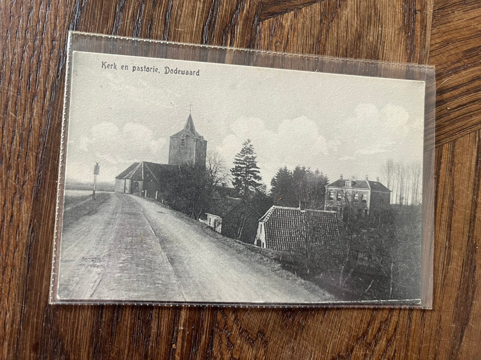 Kerk en Pastorie, Dodewaard, Ophalen of Verzenden, Gelopen, Gelderland