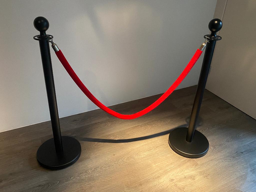 Afzetkoord rood incl. 2 pilaren (uit onze showroom), Ophalen of Verzenden, Nieuw, Overige typen