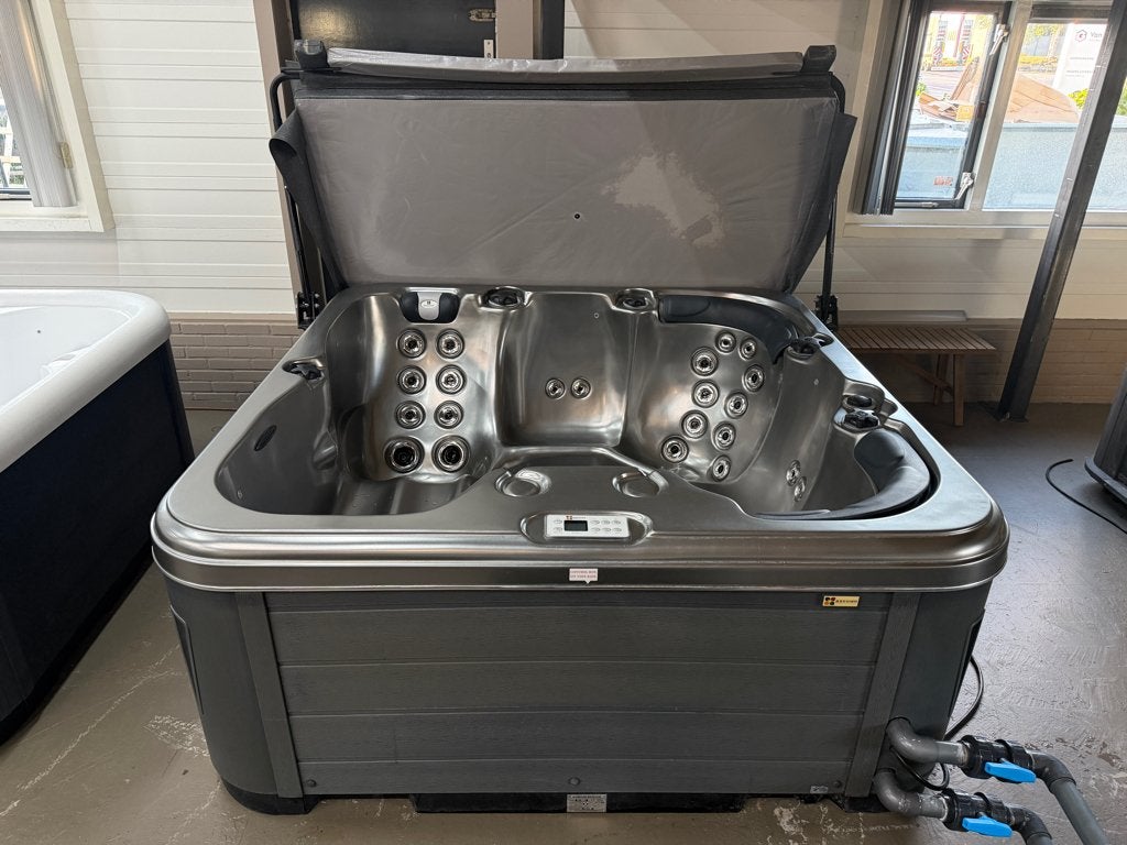 Jacuzzi Passion Refresh incl Warmtepomp, garantie, levering, Ophalen of Verzenden, Zo goed als nieuw