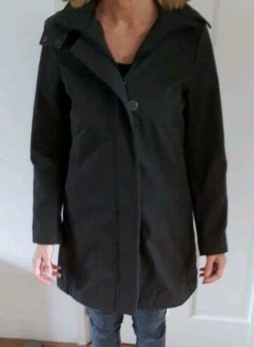 Zwarte damesjas met capuchon - Maat M, Kleding | Dames, Zwart, Nieuw, Ophalen of Verzenden, Maat 36 (S)