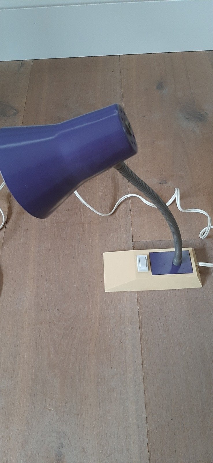Vintage bureaulamp paars jaren '60/'70 met lang snoer, Antiek en Kunst, Antiek | Lampen, Ophalen of Verzenden