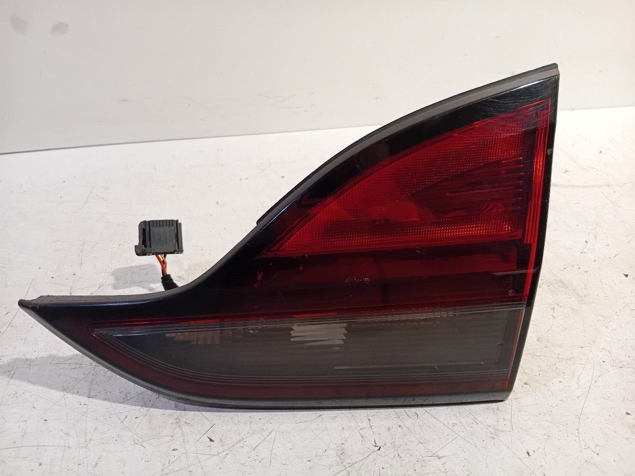 Achterlicht kofferdeksel achterklep rechts Opel Zafira, Onderdelen@venauto.nl, Van der Ven Autorecycling B.V., Gebruikt, Ettenseweg 76, 4706 PB Roosendaal, The Netherlands