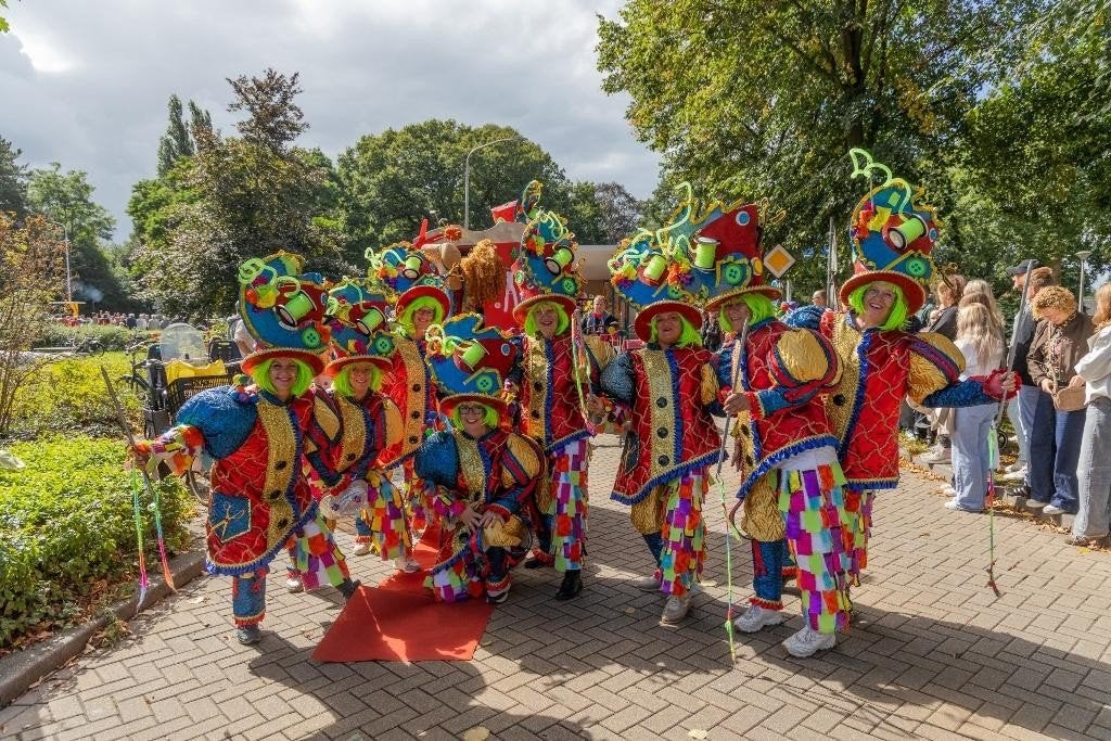 Loopgroep thema: Steekje los., Ophalen, Carnaval, Maat 42/44 (L), Onbekend