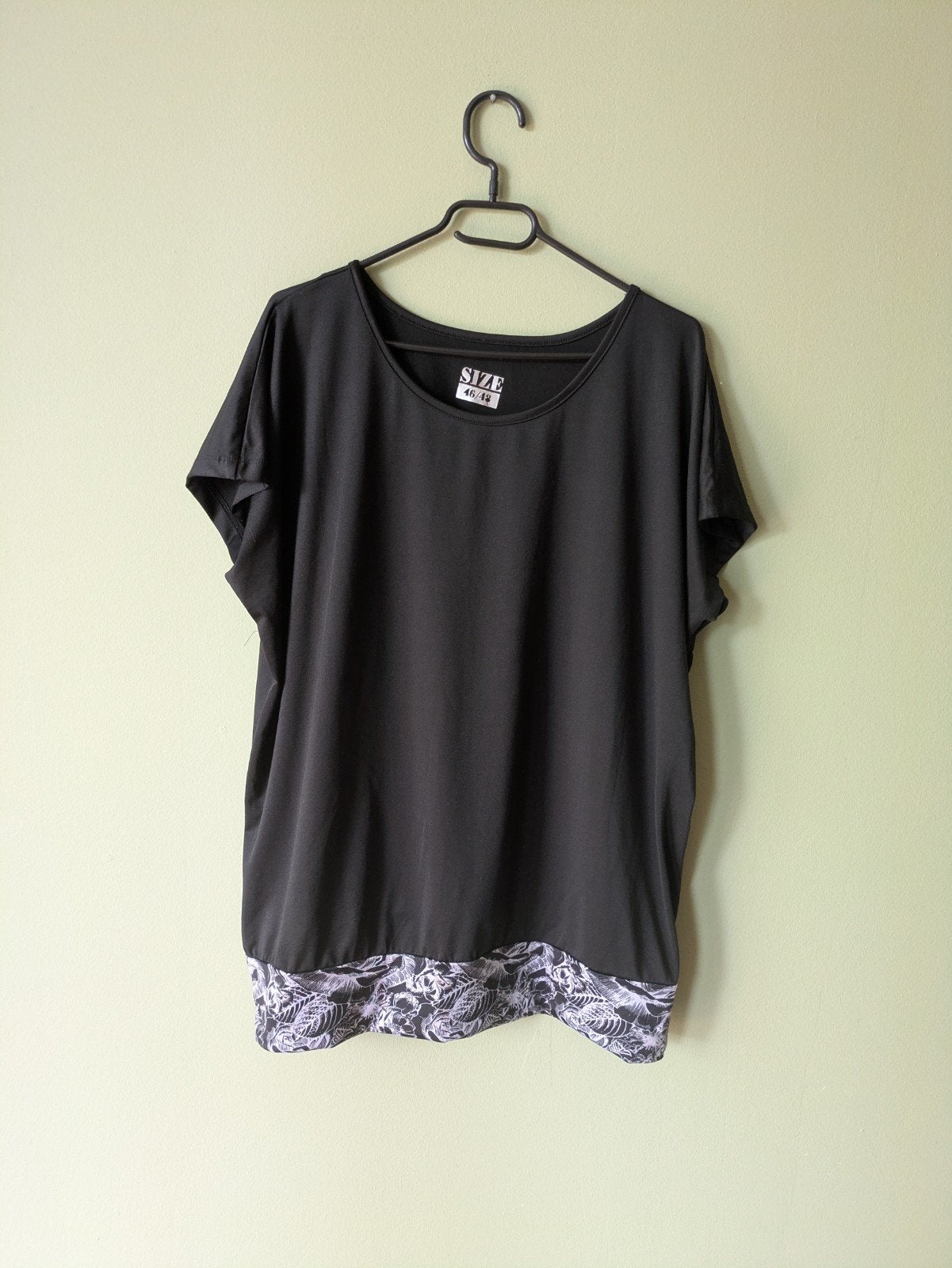 Leuk shirtje maat 46/48 (2), Ophalen of Verzenden, Zo goed als nieuw, Maat 46/48 (XL) of groter, Korte mouw