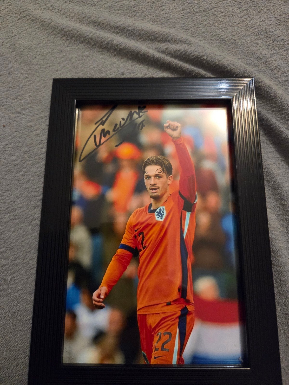 ingelijste en gesigneerde foto door Luciano Valente, Verzamelen, Ophalen of Verzenden, Nieuw, Feyenoord, Poster, Plaatje of Sticker