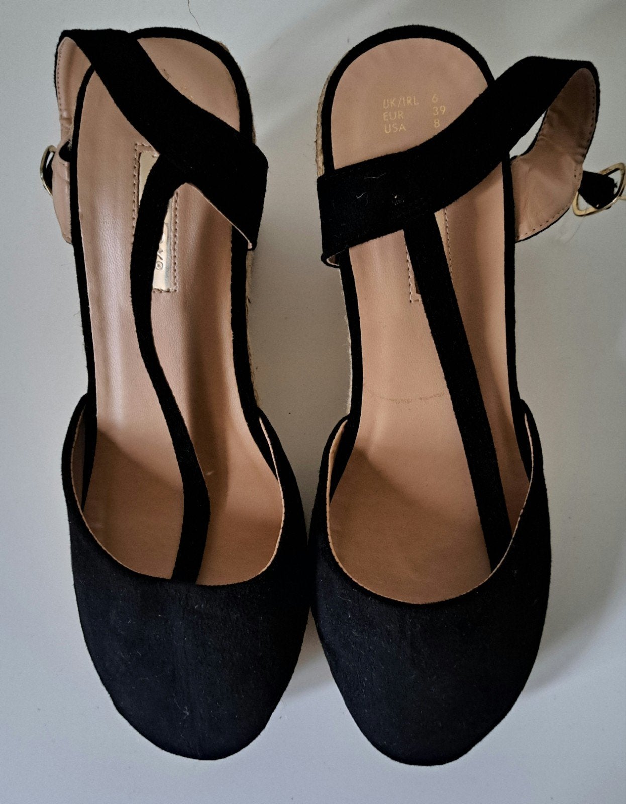Te koop sleehak schoenen Maat 39, Ophalen of Verzenden, Zo goed als nieuw, Zwart, Sneakers of Gympen