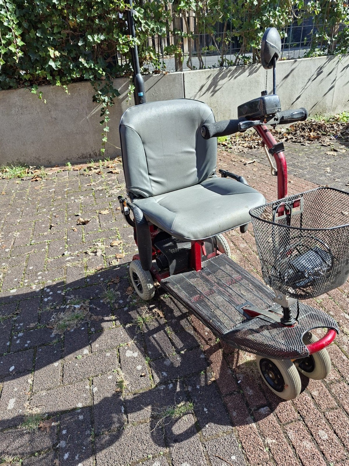 Compacte Shoprider Reisscootmobiel – Ideaal voor dagjes uit!, Ophalen, 10 km/u of minder