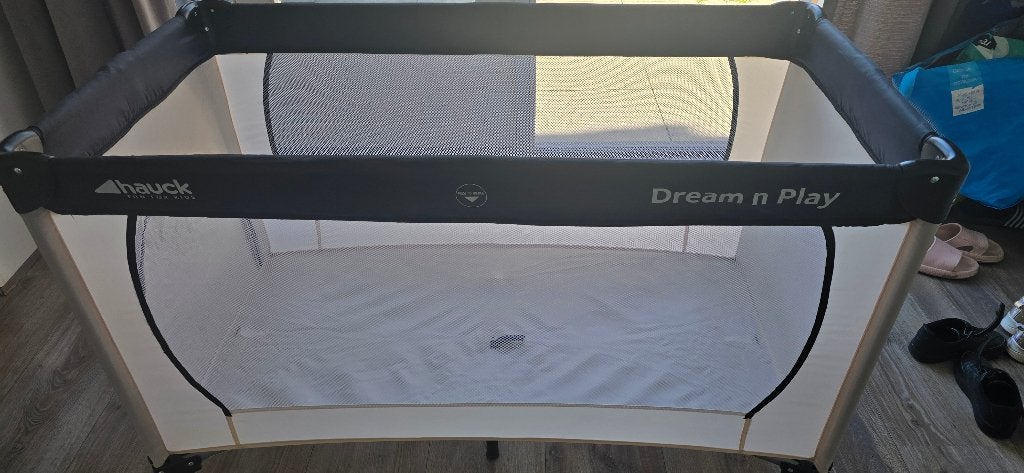 Hauck Reisbed Dream N Play Plus incl. matras, Ophalen, Zo goed als nieuw, Reisbedje