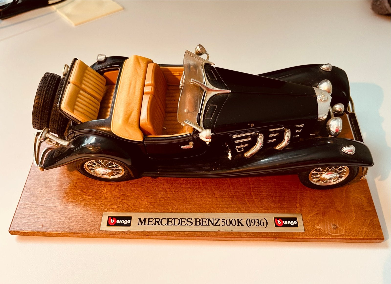 Bburago Mercedes Benz 500K (1936) 1:18, Hobby en Vrije tijd, Ophalen of Verzenden, Gebruikt, Auto, Bburago