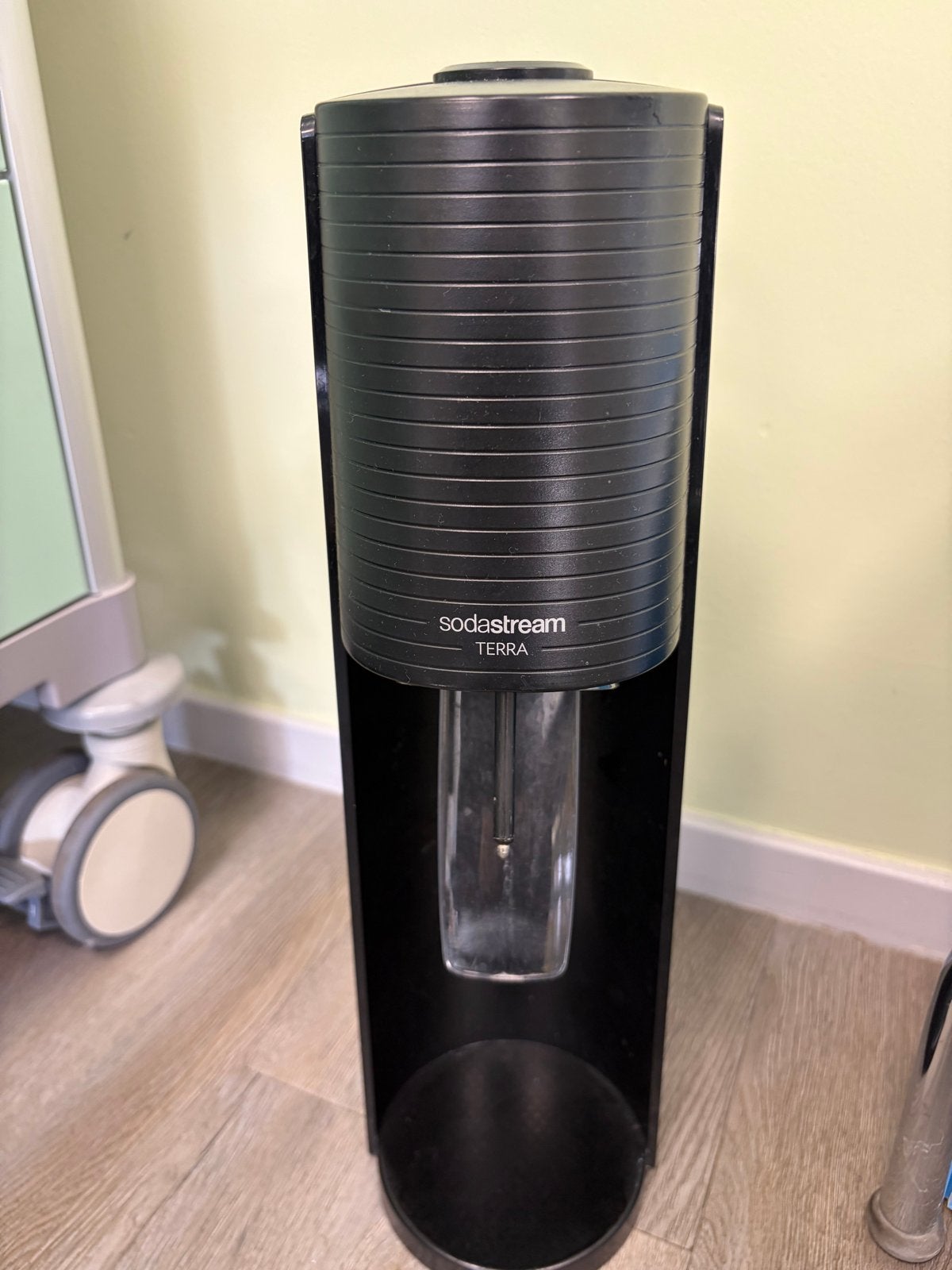 Sodastream Terra - Zwart bruiswaterapparaat, Witgoed en Apparatuur, Ophalen of Verzenden, Gebruikt