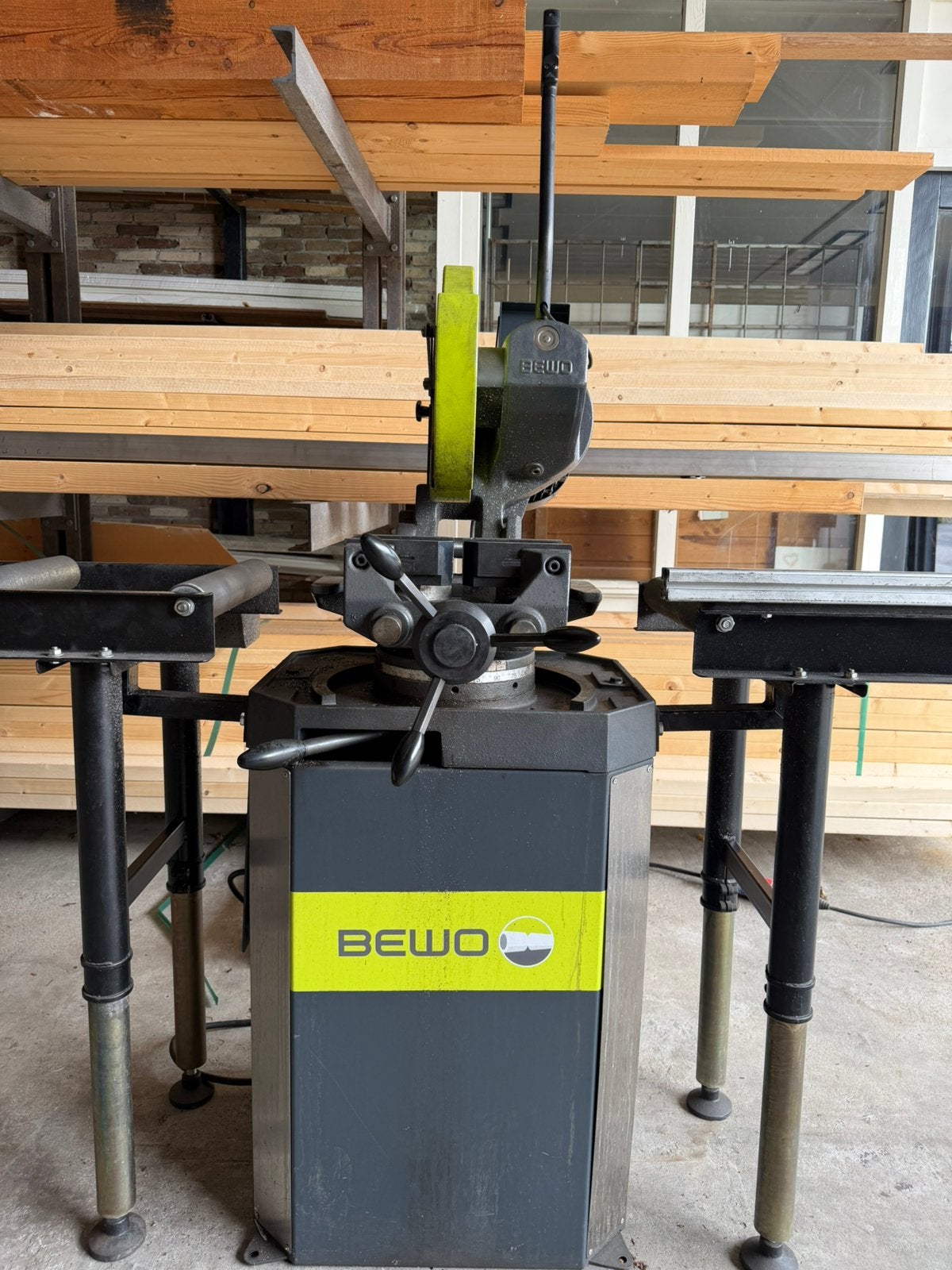 Bewo zaagmachine 315 LT (2019) incl rollenbaan, Doe-het-zelf en Verbouw, Ophalen, Gebruikt, 70 mm of meer, Afkortzaag