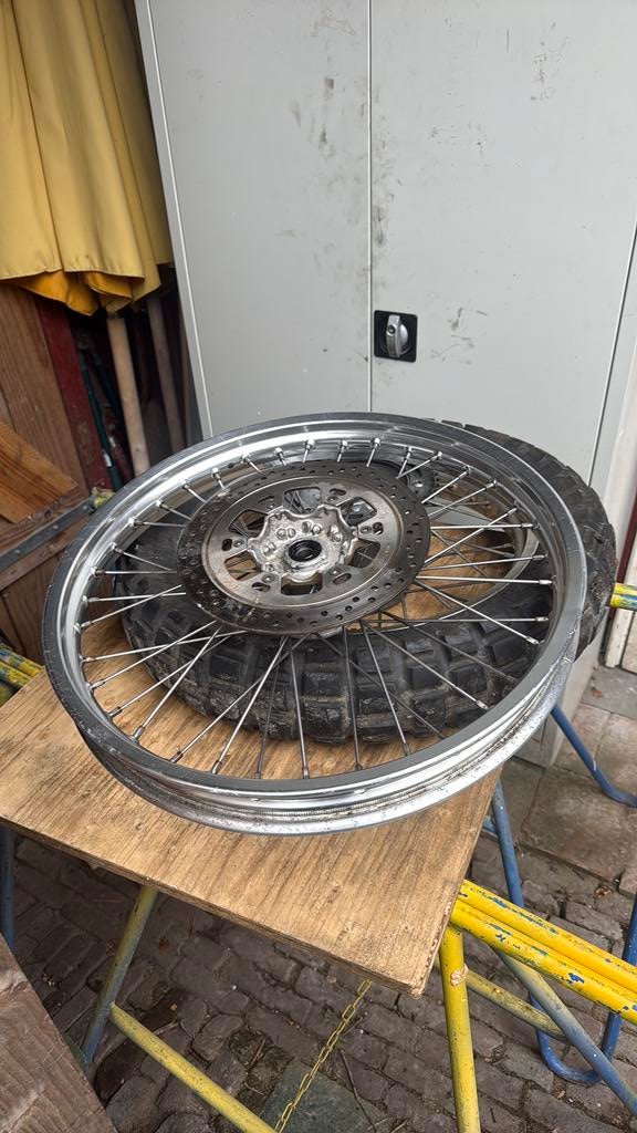 Nette rechte 21 en 18 inch velgenset wielenset Yamaha tt600r, Motoren, Ophalen of Verzenden, Gebruikt