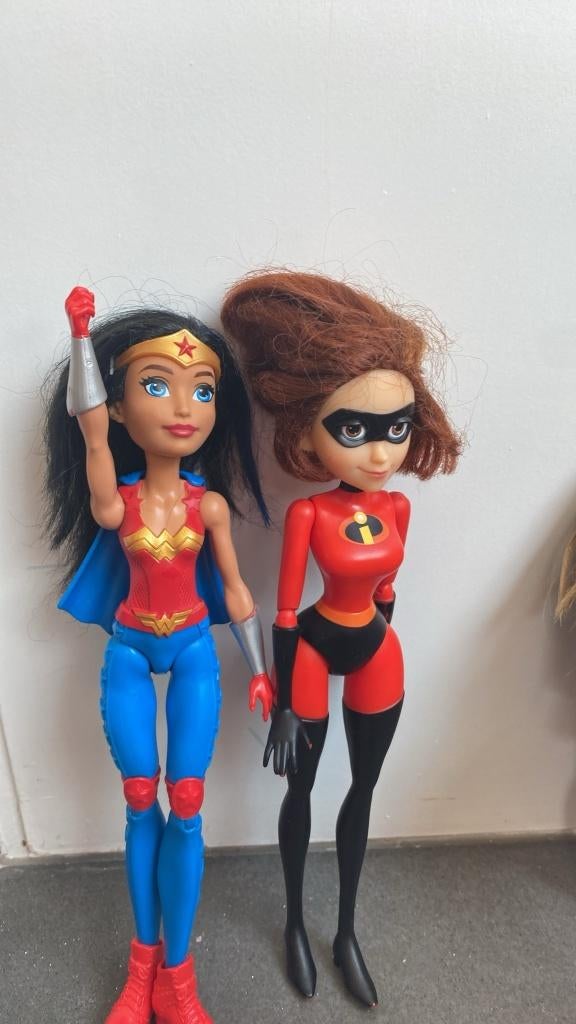 Superhelden barbies, Ophalen, Gebruikt