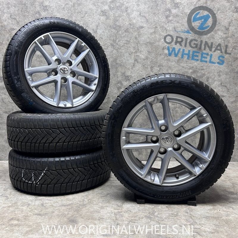 16 inch originele velgen + winterbanden Toyota Auris, Gebruikt, -, Banden en Velgen, -