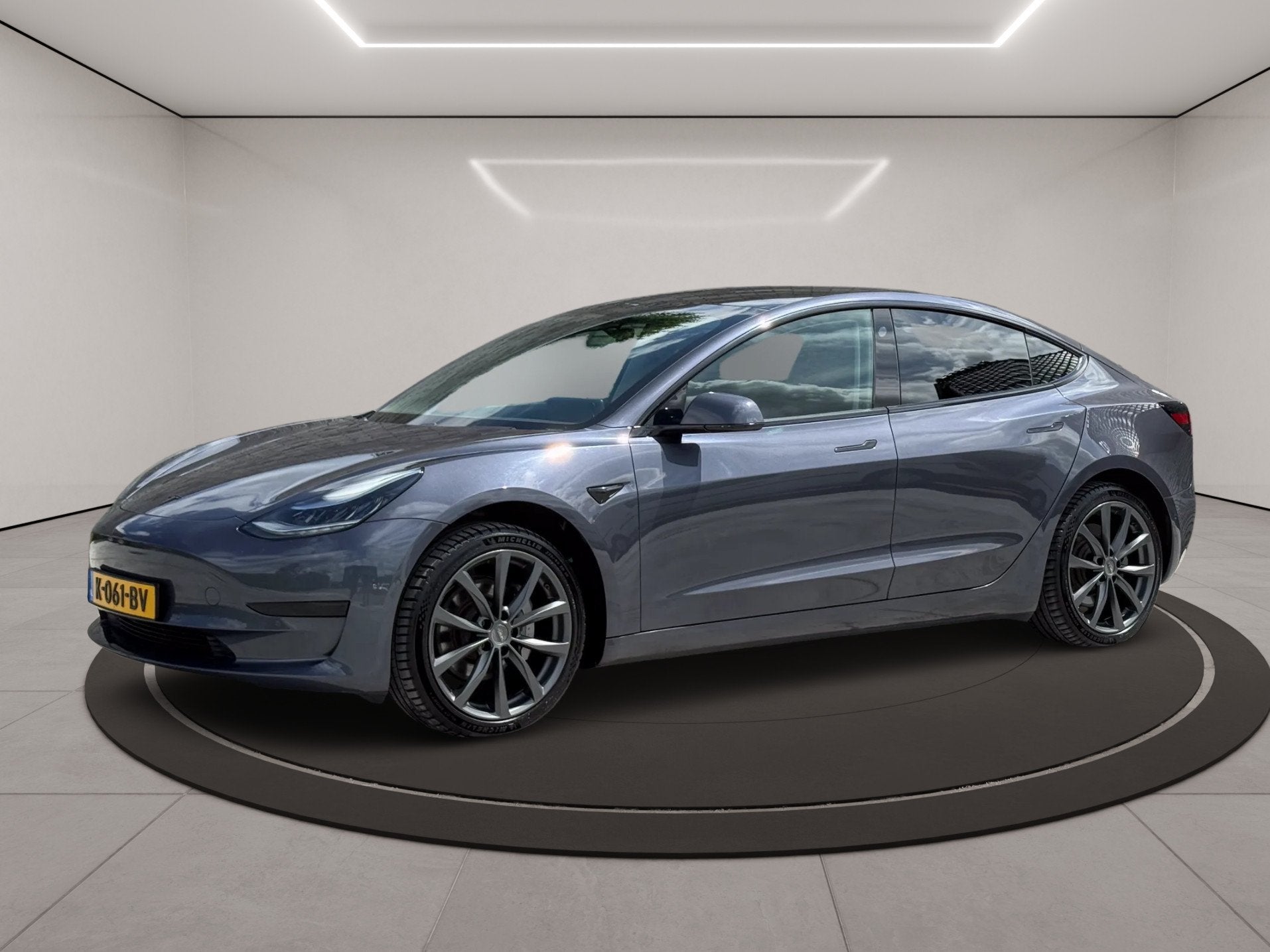 Tesla Model 3 RWD Plus 60 kWh * DE CHROME * PANORAMA * STOEL, Automaat, Achterwielaandrijving, Gebruikt, Zwart