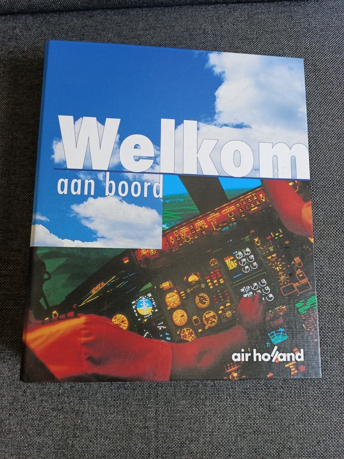Verzamelen luchtvaart Air Holland, Ophalen