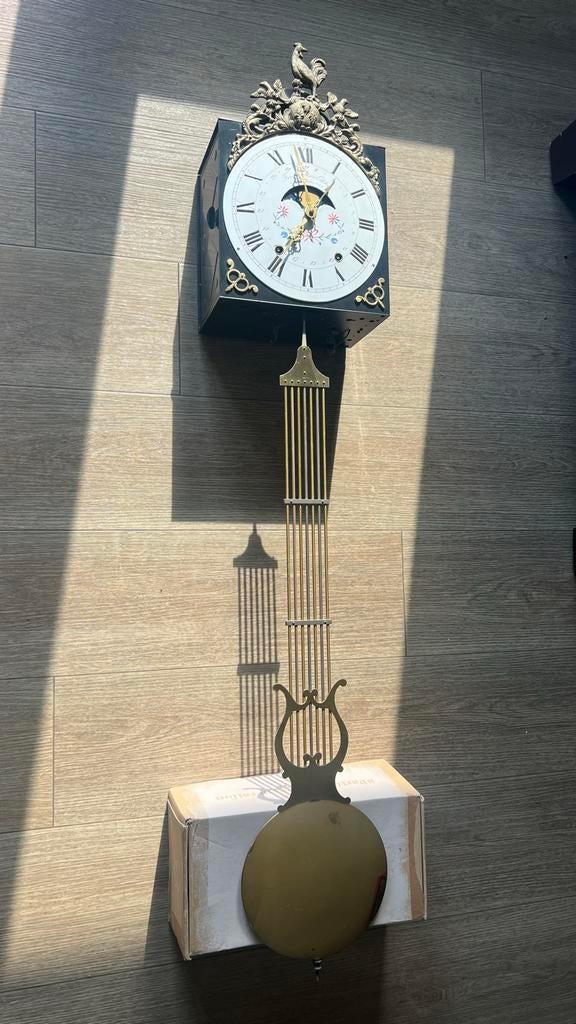 Comtoise Slinger/Wandklok met Maanstand en Gong, Antiek en Kunst, Antiek | Klokken, Ophalen