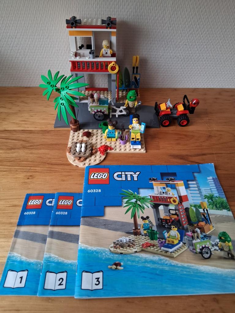 Lego city strandwachthuisje/  strand 60328 complete set, Ophalen of Verzenden