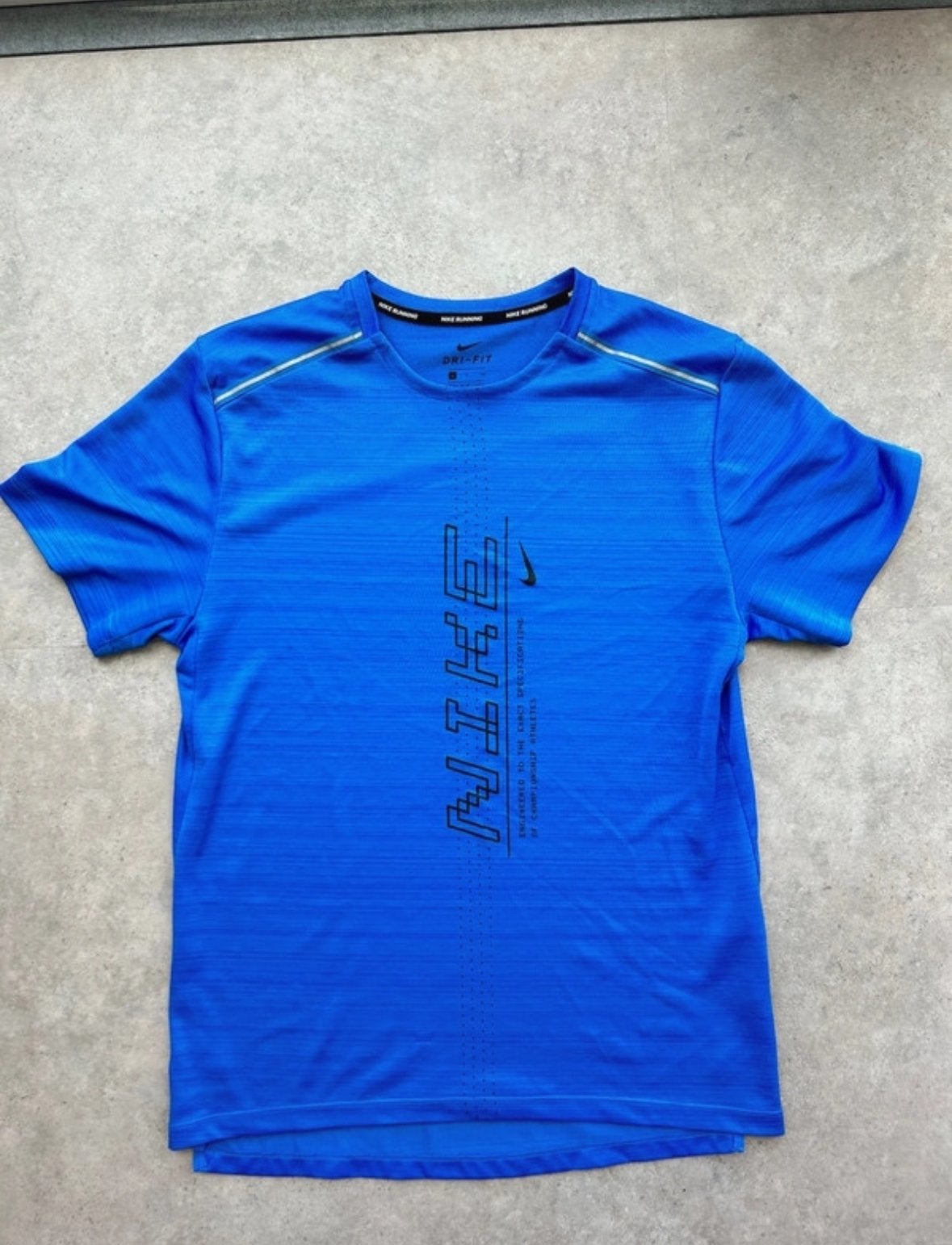 Nike Running Dri-FIT T-shirt - Blauw, Kleding | Heren, Verzenden, Zo goed als nieuw, Maat 46 (S) of kleiner, Blauw