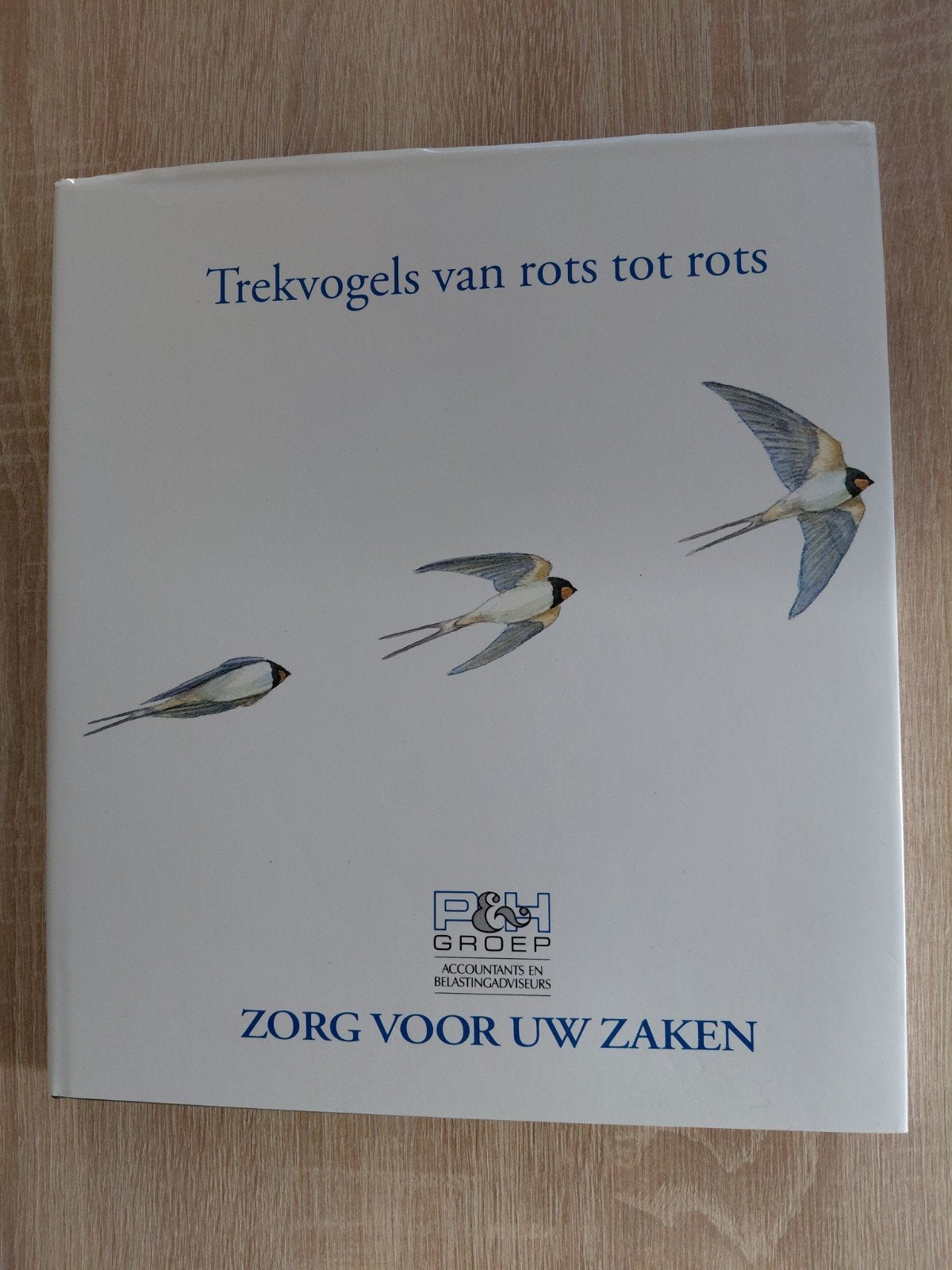 Trekvogels van rots tot rots - Erik van Ommen, Ophalen of Verzenden, Zo goed als nieuw, Vogels, Erik van Ommen