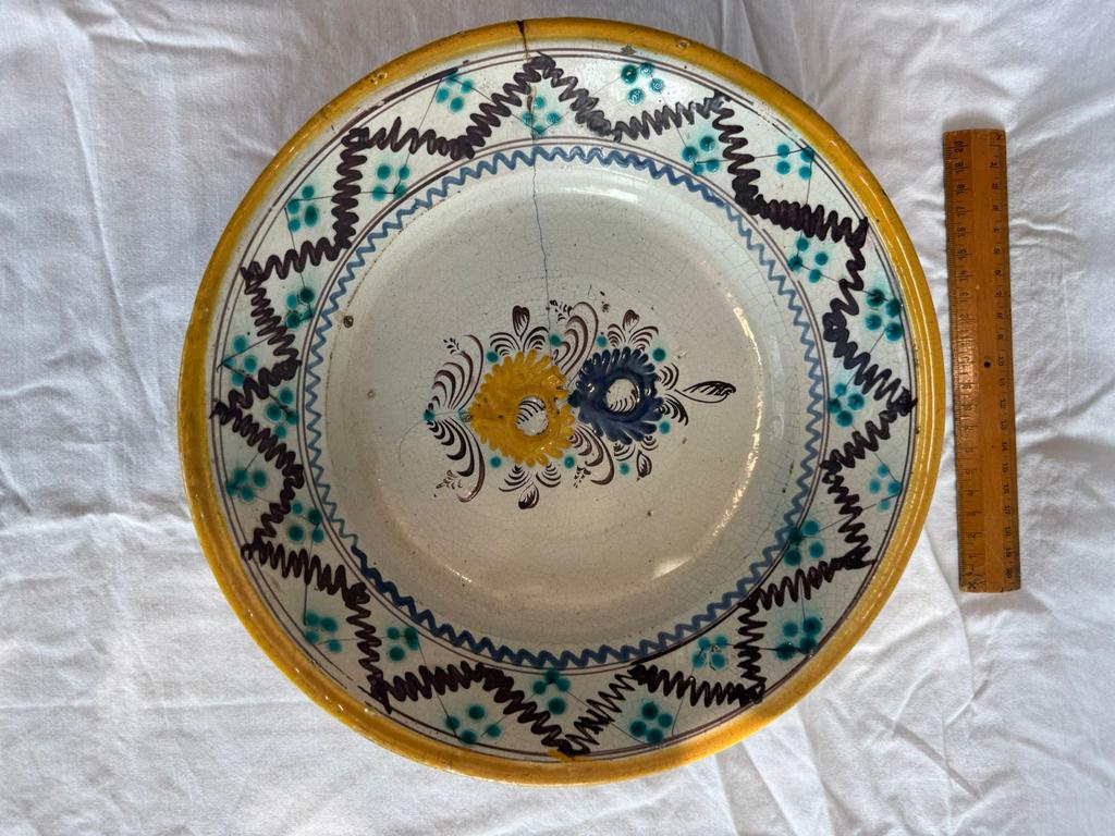 Antiek handbeschilderd aardewerk boerenbord – ca. 30 cm, Antiek en Kunst, Antiek | Wandborden en Tegels, Ophalen