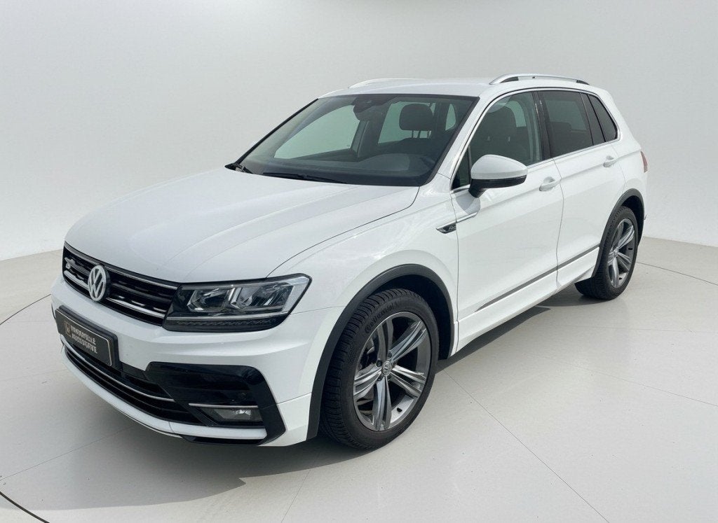 Volkswagen TIGUAN 1.5 TSI Comfortline Business, NAVI, ACC, C, Voorwielaandrijving, Euro 6, 4 cilinders, Wit