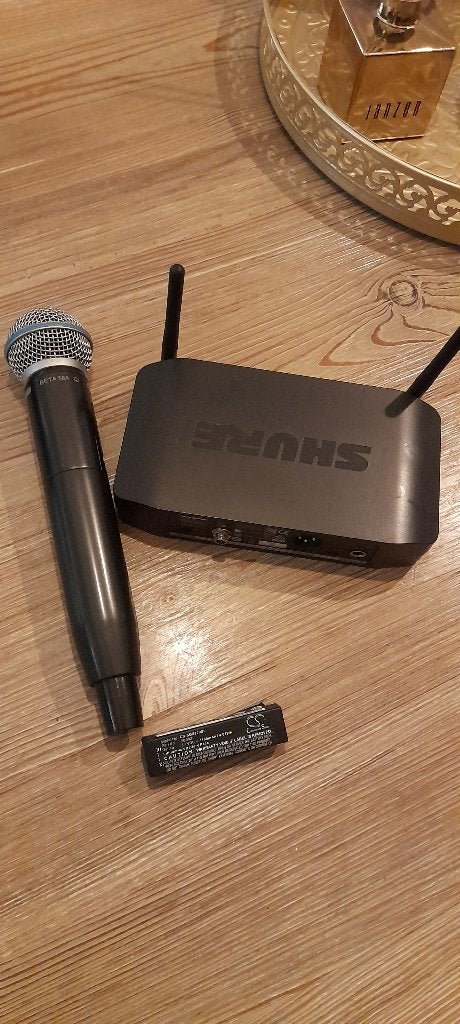 Shure beta 58, Ophalen, Zo goed als nieuw, Zangmicrofoon, Draadloos