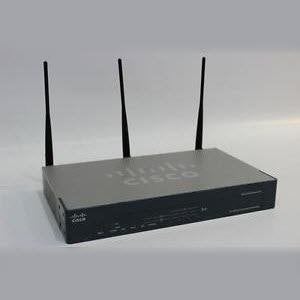 Cisco SA-520W SA-520W-K9 V01 Firewall Security Appliance, Verzenden, Gebruikt, Router met modem, Cisco