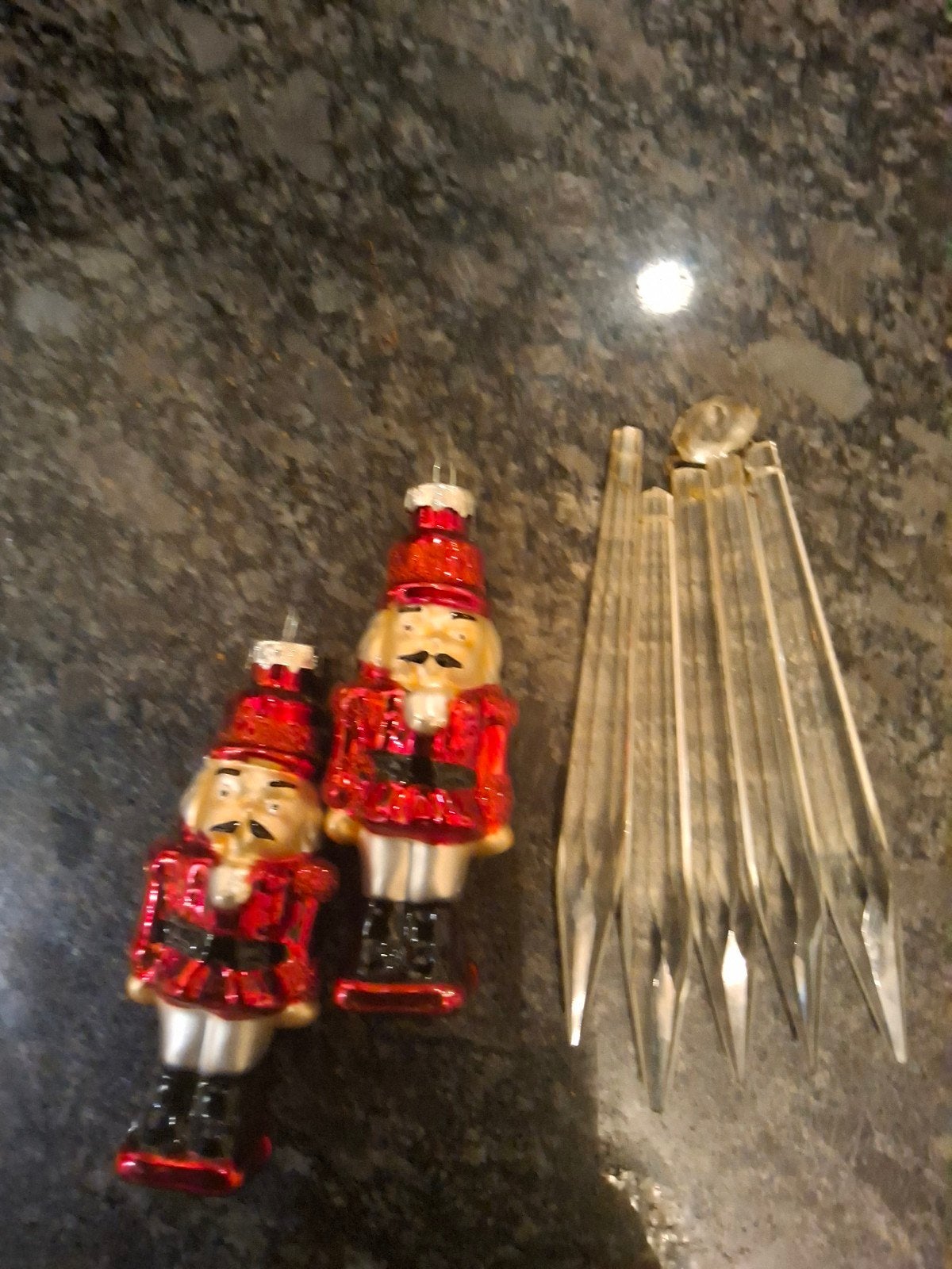 5 oude glashangers en 2 kerstbalen mannetjes, Diversen, Ophalen of Verzenden