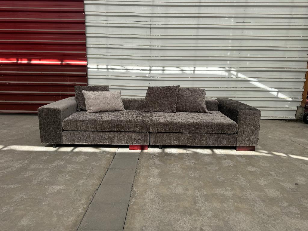 Luxe Loungebank in Zilver/Grijs Velours, Huis en Inrichting, Banken | Bankstellen, Zo goed als nieuw, Rechte bank, Vierpersoons of meer