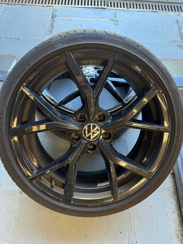 ESTORIL VW R velgen 19 inch ORGINEEL ! SCHADEVRIJ !!, Auto-onderdelen, Banden en Velgen, Gebruikt, Band(en), Personenwagen, Zomerbanden