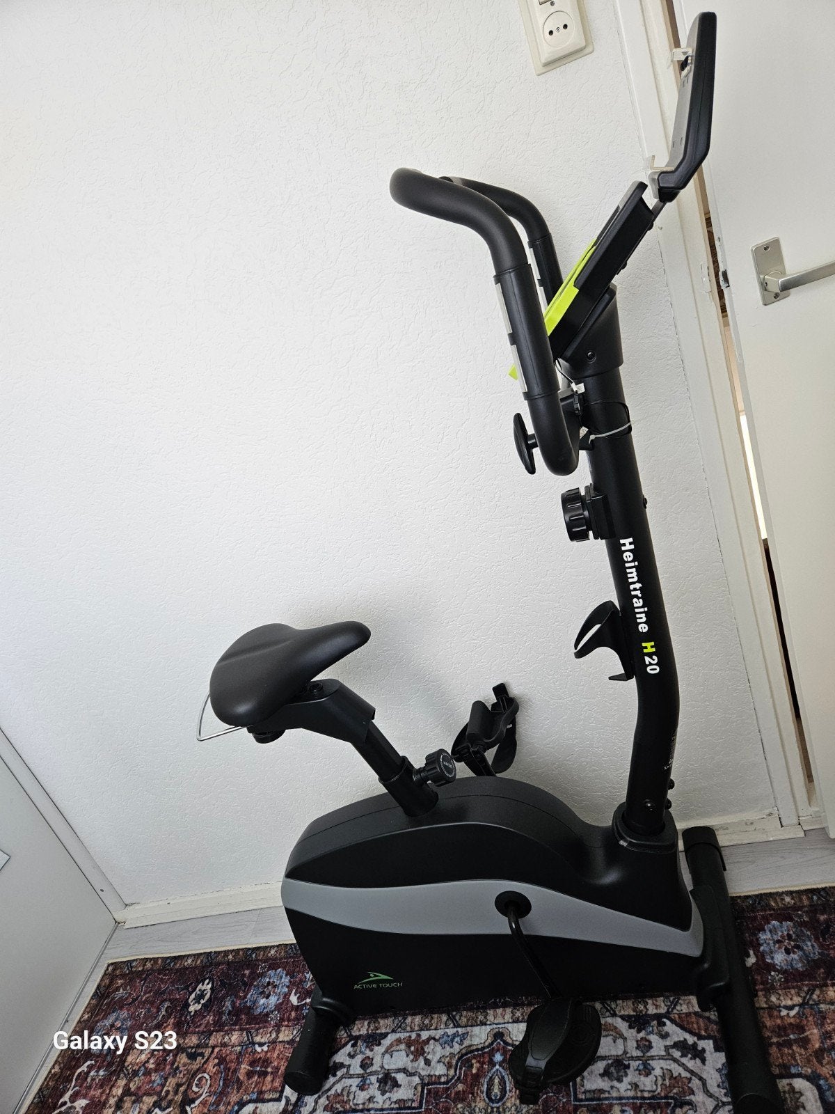 Hometrainer H20 Active Touch - Zo goed als nieuw, Sport en Fitness, Ophalen of Verzenden, Zo goed als nieuw, Metaal, Benen