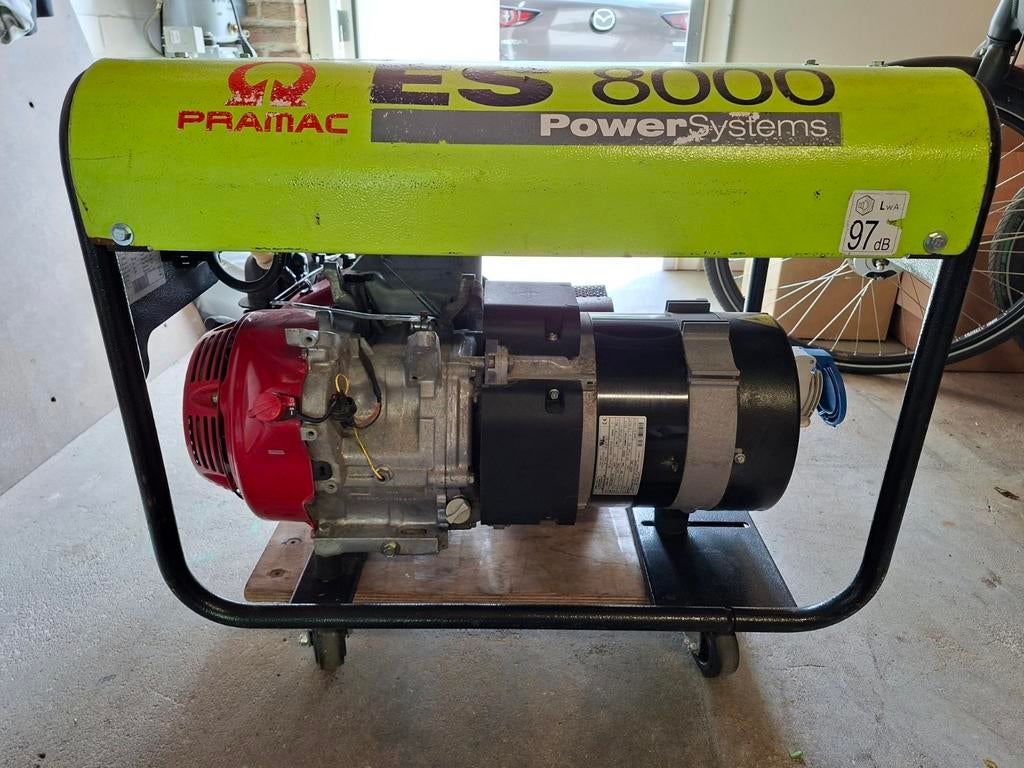 Pramac ES 8000 Aggregaat 5500 watt Honda GX390 motor., Ophalen, Gebruikt, Overige typen