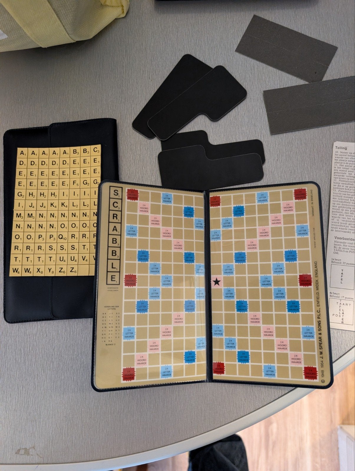 Scrabble Reisspel - Compleet en Compact, Gebruikt, Ophalen of Verzenden, Drie of vier spelers, J.W. Spear & Sons PLC