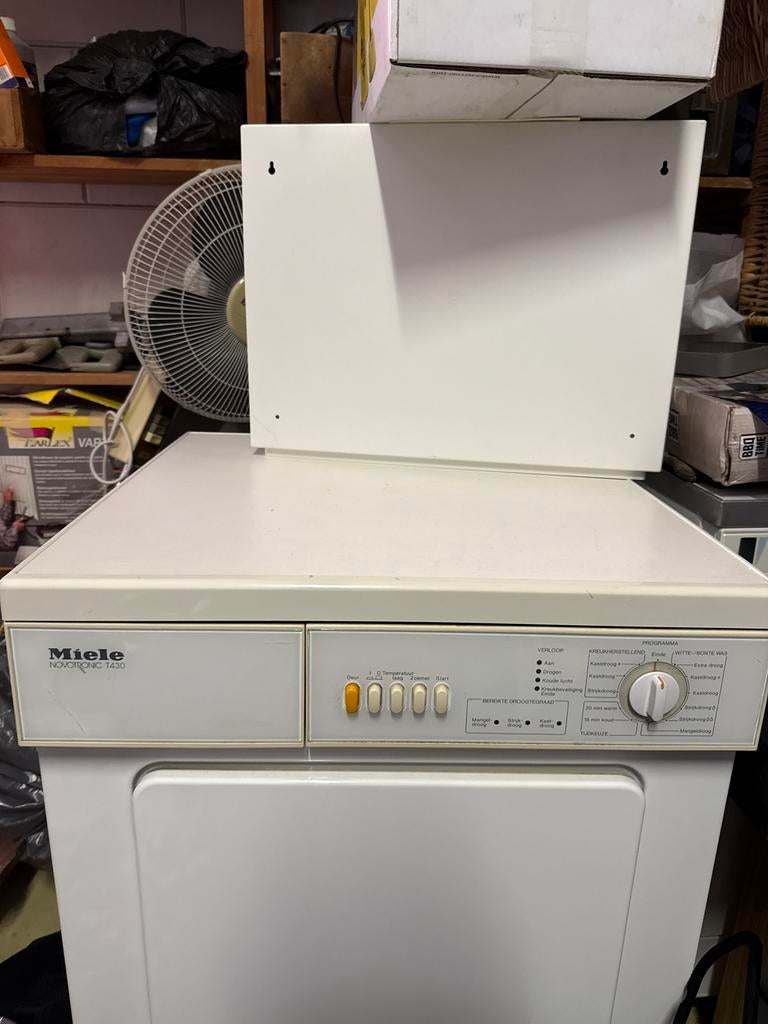 Miele Novotronic T430 Droger - Betrouwbaar en Efficiënt, Ophalen, 6 tot 8 kg, Gebruikt, Luchtafvoer