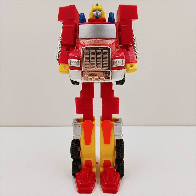 E-8 Fire Dept. Truck Robot Transformer, Overige generaties, Ophalen of Verzenden, Zo goed als nieuw, Overige rassen