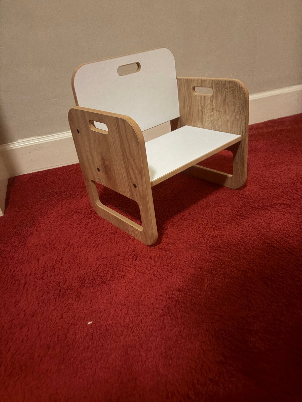 Montessori kinderzitje met twee stoeltjes en een tafeltje, Kinderen en Baby's, Kinderkamer | Tafels en Stoelen, Ophalen, Gebruikt