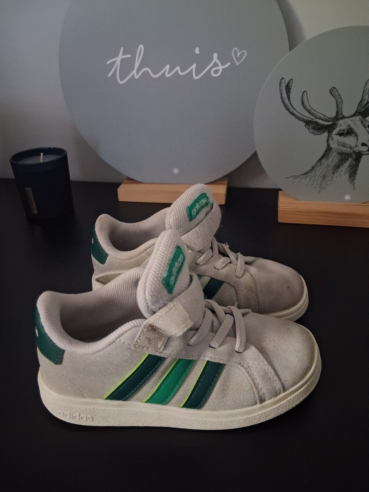 Adidas jongens sneaker - Grijs/Groen, Adidas, Gebruikt, Schoenen, Ophalen of Verzenden