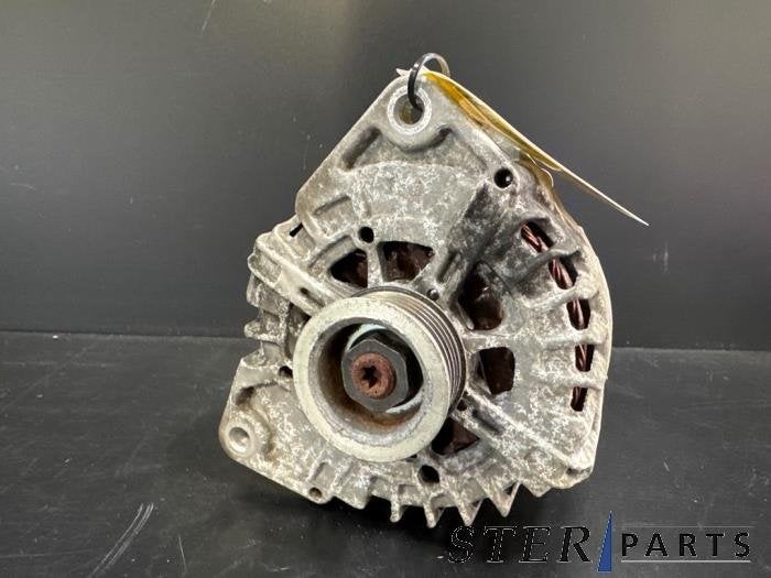 Dynamo van een Mercedes Sprinter, Gebruikt, -, Ophalen of Verzenden, -