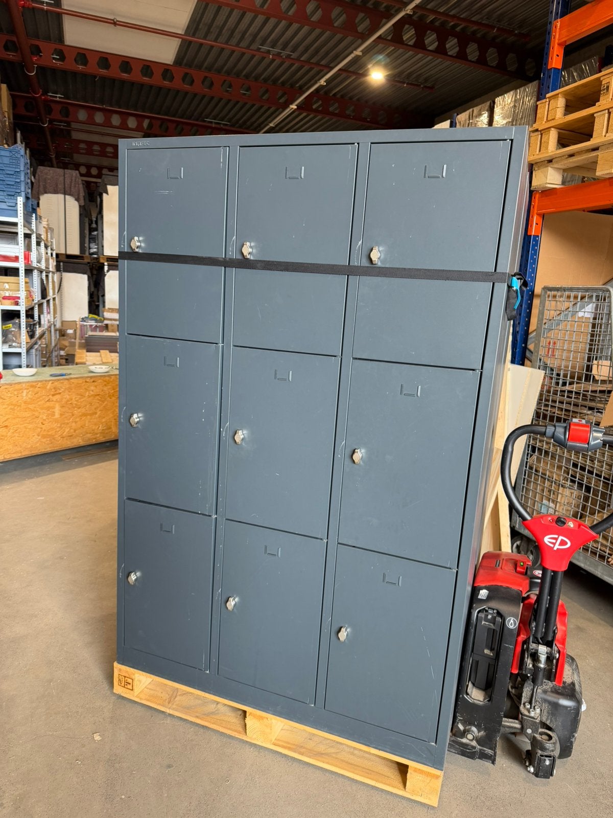 Gebruikte lockers, kluisjes, en nog meer, OP=OP Vanaf:, Ophalen, Zo goed als nieuw