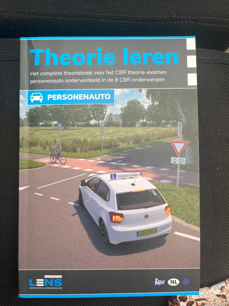 Theorie leren: CBR theorieboek personenauto, Boeken, Ophalen of Verzenden, Zo goed als nieuw, Niet van toepassing