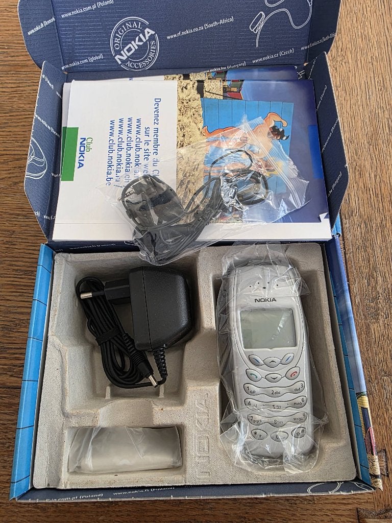 nieuwe Nokia 3410, nooit gebruikt, Ophalen of Verzenden, Nieuw, Geen camera, Zwart