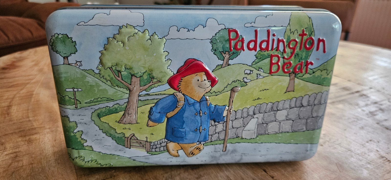 Douwe Egberts blik Beertje Paddington, reliëf deksel, fraai!, Ophalen of Verzenden, Zo goed als nieuw, Koek(jes), Douwe Egberts