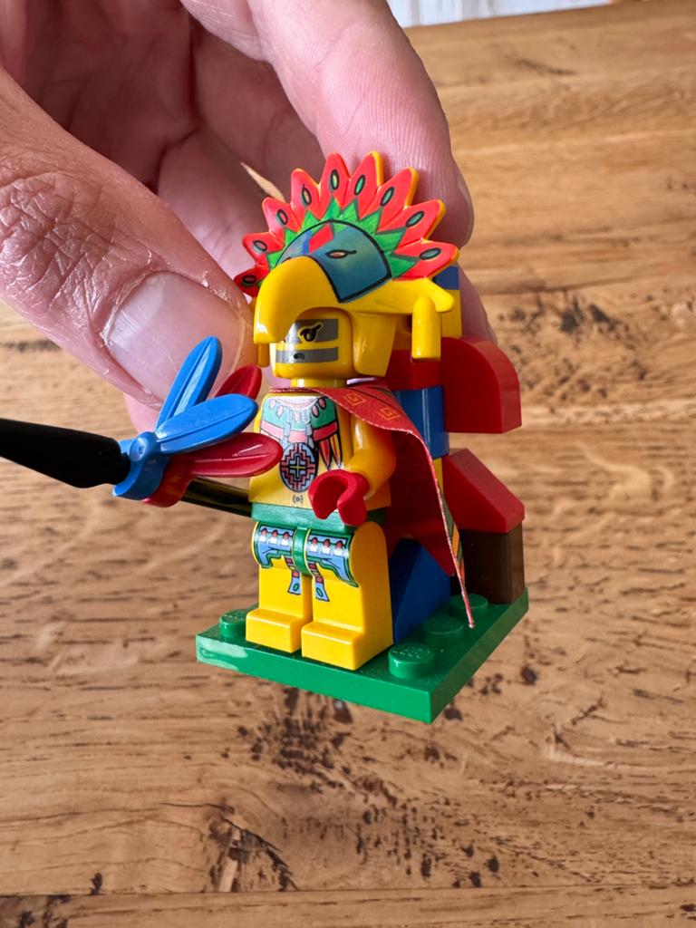 Mini set lego maya, Ophalen