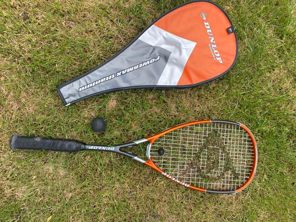 Dunlop Powermax Titanium Squashracket met hoes, Sport en Fitness, Squash, Ophalen of Verzenden, Gebruikt, Racket, Met hoes