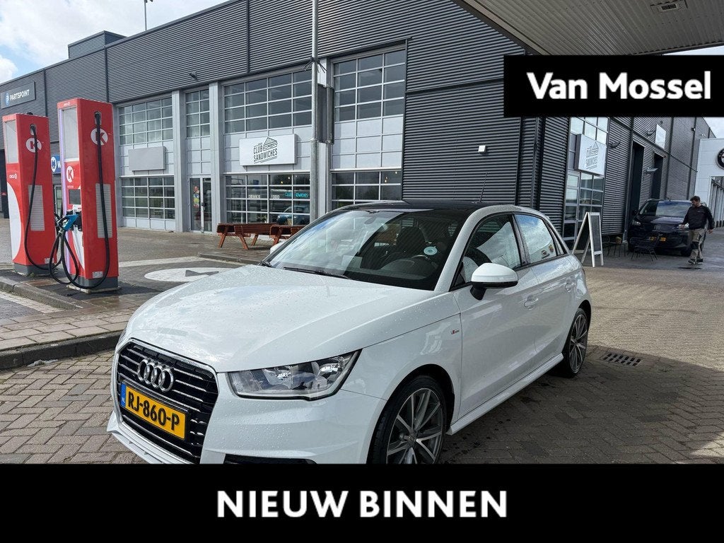 Audi A1 Sportback 1.0 TFSI Adrenalin | Navigatie | Airco | P