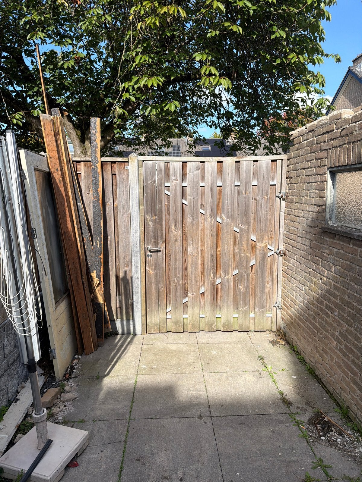 Houten schutting met poort - 130x200 cm, Ophalen, Minder dan 3 meter, Hout, 1 tot 2 meter
