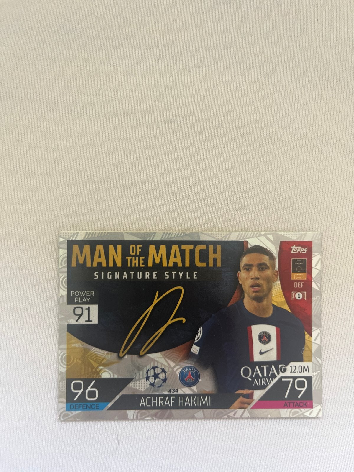 Gesigneerde Achraf Hakimi Topps Match Attax kaart, Verzamelen, Ophalen of Verzenden, Zo goed als nieuw, Buitenlandse clubs, Spelerskaart