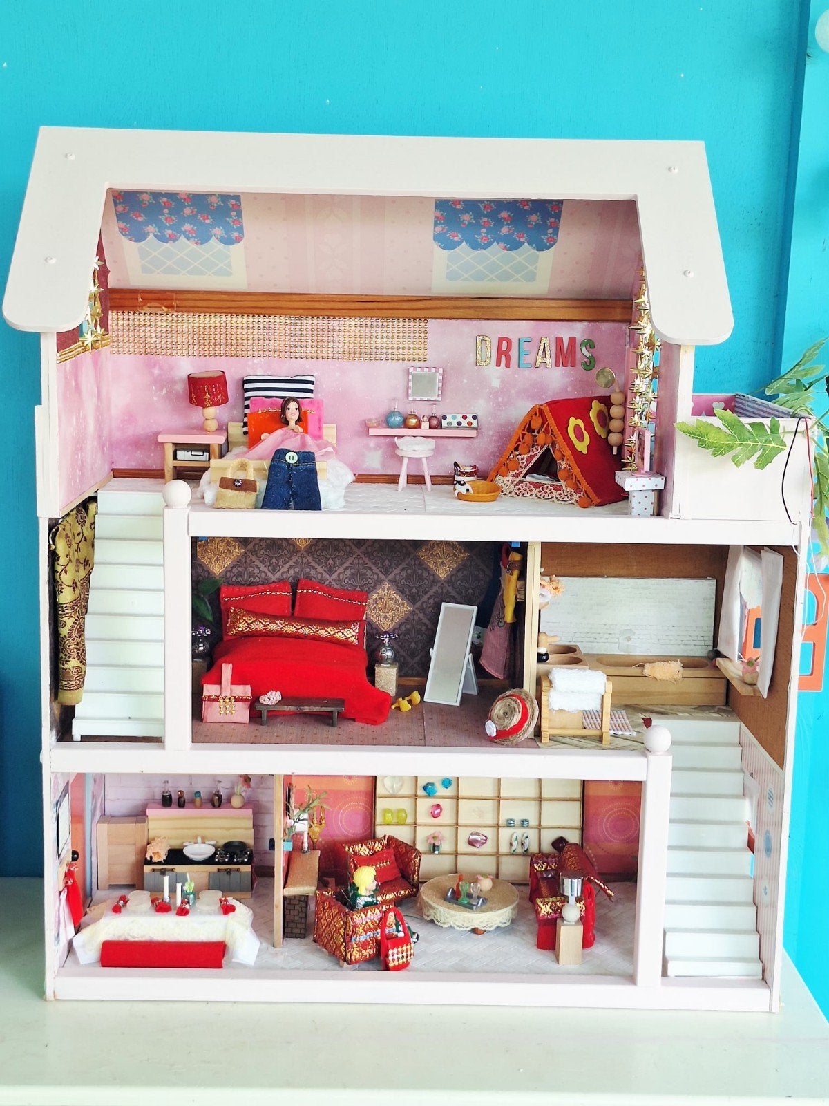 Houten poppenhuis groot, Ophalen of Verzenden, Poppenhuis